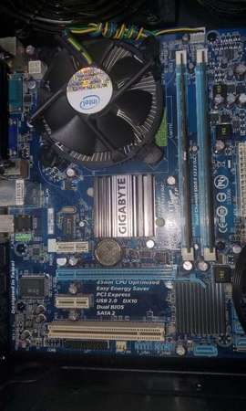 Intel Celeron E3400 LGA775 CPU + Gigabyte G41MT-S2P 底板跟背板(巳更新最新bios) + DDR3 RAM