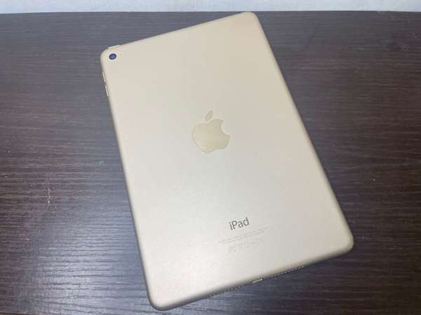 iPad mini 4, 64GB, Wifi, 9.7” , 淨機連充電線、套