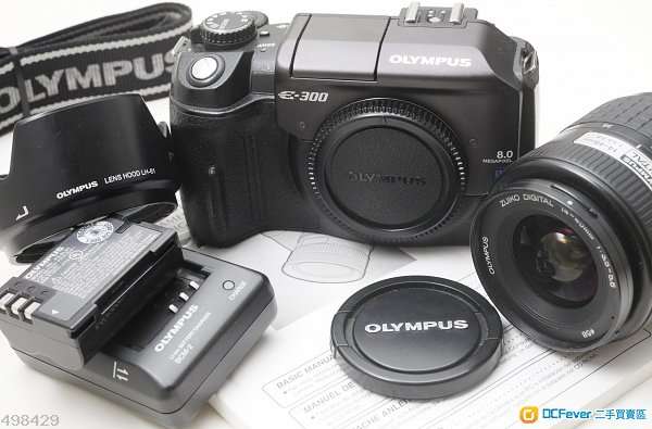 Olympus E-300 連 14-45mm f/3.5-5.6 用 Kodak FFT CCD   等同自動對焦 M8 (全機95新 )