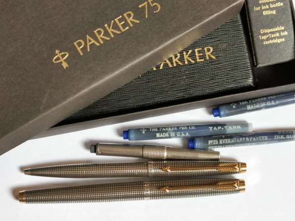 Parker 75 Flat Top Ciselé Sterling Silver Pen Set ~ 派克 75 銀格 墨水筆+原子筆+筆盒套裝