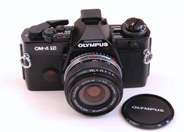 Olympus OM-4Ti Titanium Black Body + Olympus 24mm F2.8 H.Zuiko 98% New