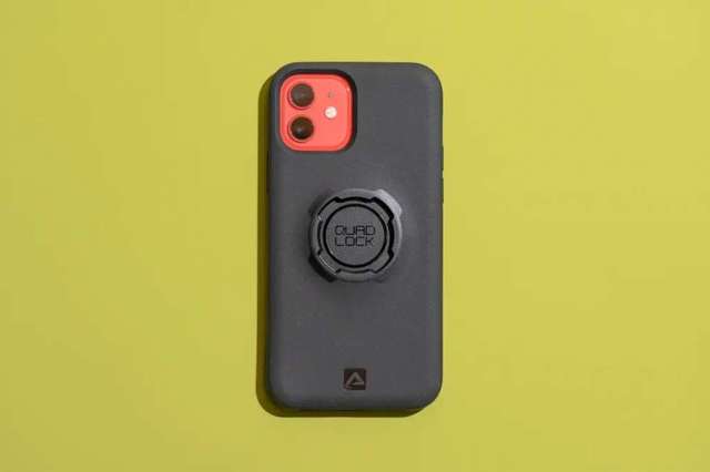 Quad Lock case For Iphone 12 pro, 極新, 用過幾次, 深水步取