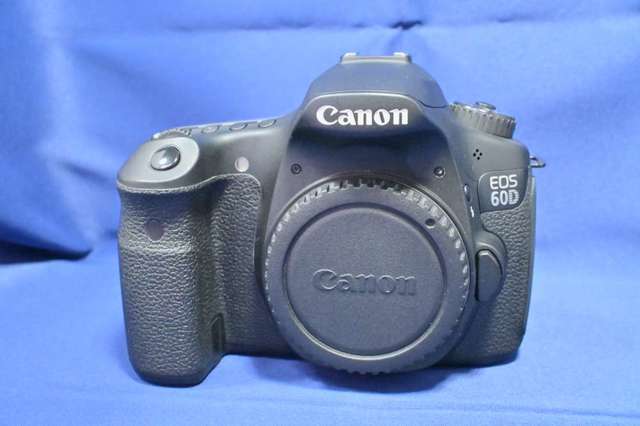 抵玩 Canon 60D 中階機 易上手 自拍螢幕 新手合用 單反相機