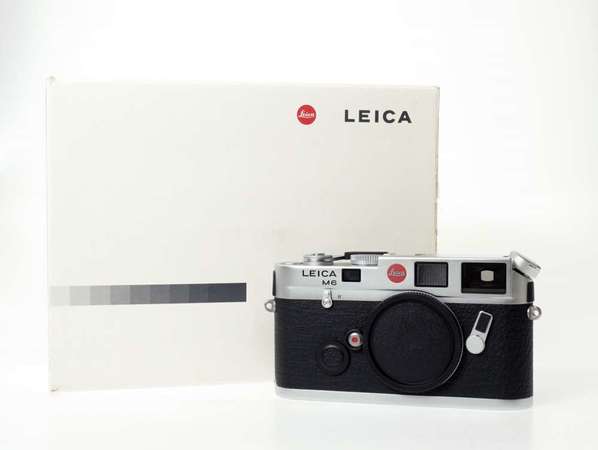 OPEN BOXED Like new LEICA M6 NON TTL 35mm Rangefinder Film Camera Silver Body