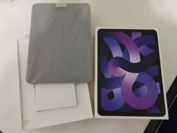 紫色Ipad Air 5 Wi-Fi 64GB
