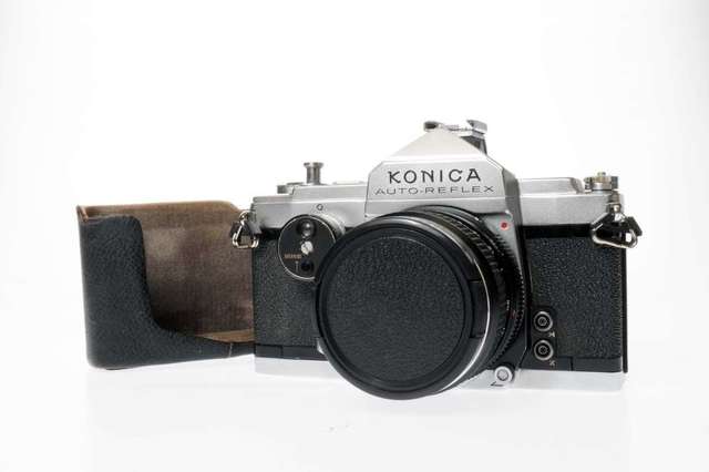 Konica Auto-Reflex 35mm SLR camera Hexanon AR 50mm F/1.7 lens
