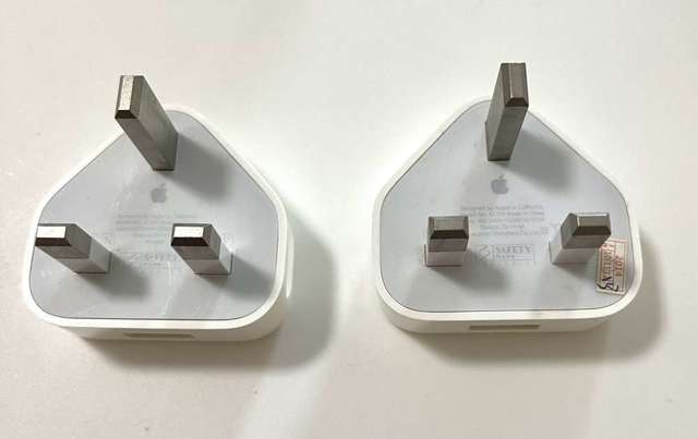 2個 Apple 蘋果原廠USB充電插頭，充電器，100%操作正常  粉嶺火車站交收