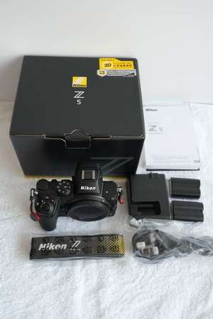 Nikon Z5 BODY 機身新淨少用長放電子防潮箱.