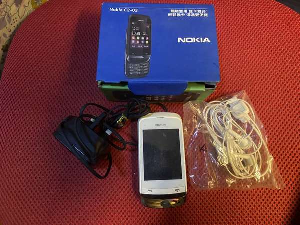 Nokia C2-03手機