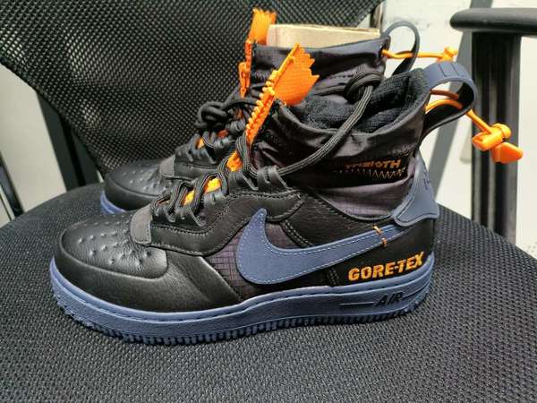 Nike Air Force 1 High WTR Gore-Tex 高筒鞋 (EU 38.5)全新