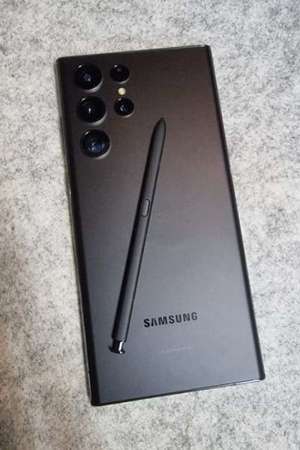 Samsung Galaxy S22 Ultra,512gb,國際版, 98%新 .