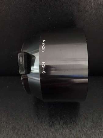 Mint condition Nikon lens hood HS-8 for 105/100/135 lenses
