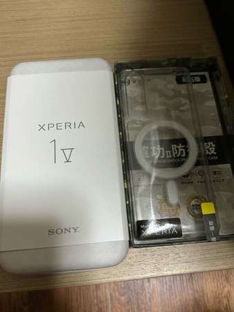 全新 Sony Xperia 1 V 256GB跟保護殼 送 全新 Marshall 智能喇叭