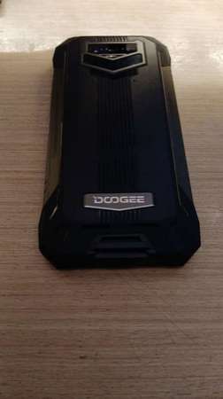 Doogee 3防手機 8+256GB