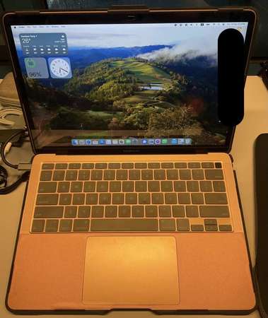 MacBook Air 2020, i5, 8GB memory