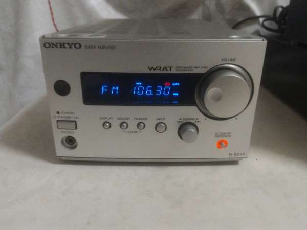 精美Onkyo R-801A tuner amplifier