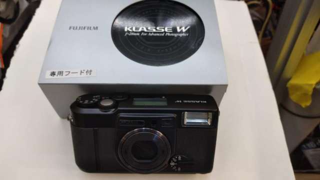 （全球唯一全新貨品）Vintage Fujifilm Classe W 35mm Film Camera