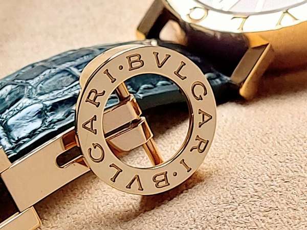 Bvlgari 18k 黃金 16mm雙摺錶扣＊極新淨