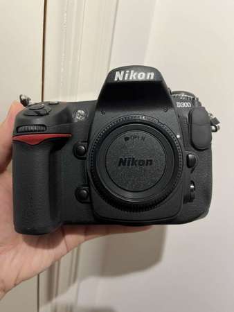 收藏品級 Nikon D300 (not D1 D1X D3 D3X D200 D2X D80 D90 D100 D70 D70s D300s)  低快門