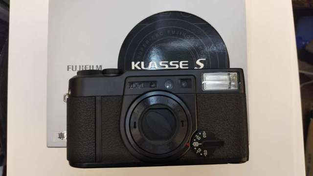 (全球唯一全新貨品）Vintage Fujifilm Klasse S Black Film Camera (全球限量8000pcs. )