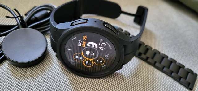 Samsung Galaxy watch 5 pro Lte 45mm titanium black