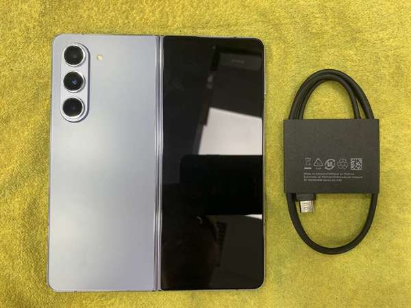 90%New Samsung Z Fold 5 5G 12+256GB 藍色 香港行貨 有配件 自用超值