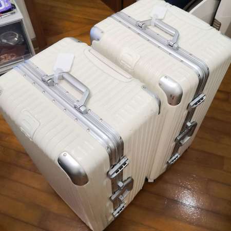 Rimowa 同款, 旅行喼, 行李箱, 可以上飛機, 需要寄倉, 79 x 42 x 34 cm, 112升, 標價為两個價錢