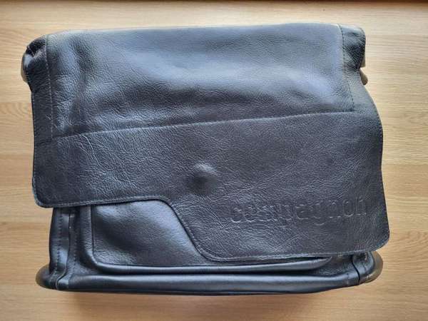 Compagnon leather camera bag
