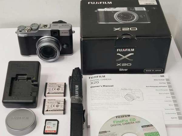 Fujifilm X20 Sliver (富士 x 20 銀色 數碼相機) - 98% New，送額外 配件
