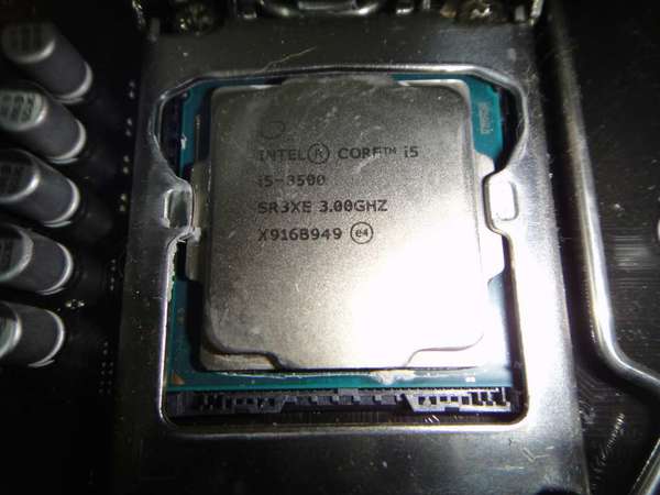 8代 Intel Core i5-8500 3.0GHz Cache 9MB 14 nm 65W Socket 1151