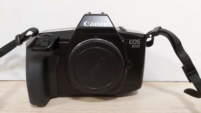 Canon ESO 650 菲林相機