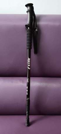 (只限將軍澳地鐵站交收)黑色直柄行山杖 可3節伸縮 65-135cm