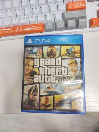 PS4 GTA 5 遊戲光碟(壞碟)