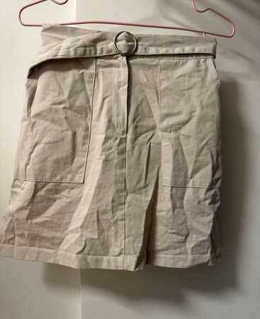 短裙 Made in Korea Light beige colour Free size Waist: 62cm - 78cm Length: 41cm Wi