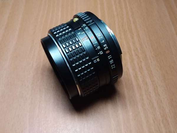 Pentax-M 35mm F2 SMC