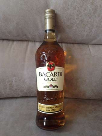 🥃 BACARDI GOLD RUM NEW OLD STOCK 100cl 40% 全新朗姆酒 醇酒 美酒 🥃