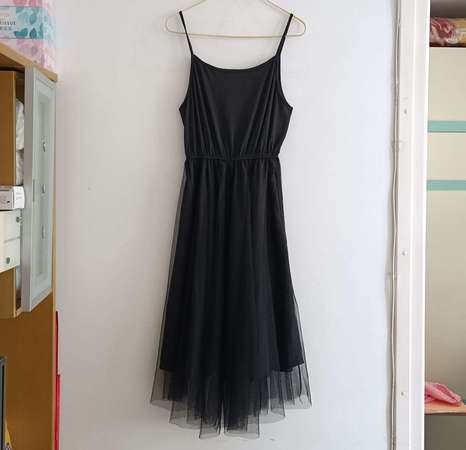 Black Lace Braces Dress · 黑色哩絲吊帶連身裙