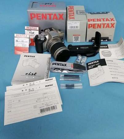 Pentax *ist 菲林相機+電池手柄+FAJ 28-80mm 鏡頭