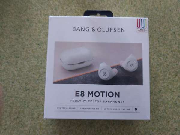 B&O Beoplay E8 Motion (特別調音技術) 真無線白色藍牙耳機(原裝行貨)