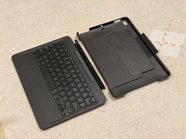 logitech slim combo iPad Pro 10.5 inch keyboard case / 保護殼 保護套 連鍵盤