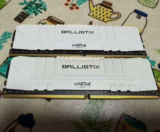 Crucial Ballistix DDR4 Ram 16GB 3200 C16 (8GBx2) 雜牌Ram