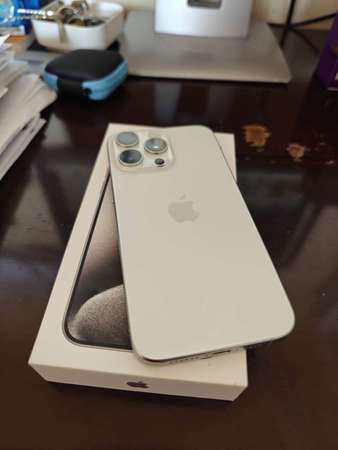 99% 新 iphone 15 pro max 256g white titanium