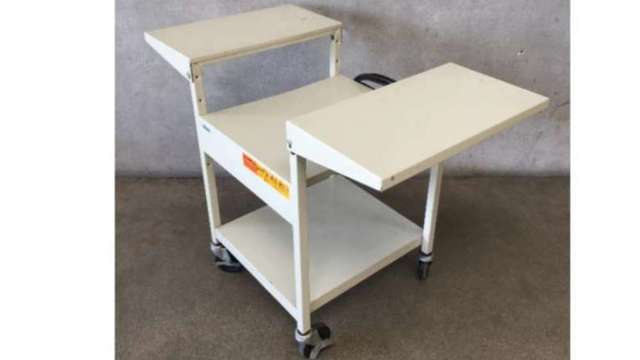Bretford 米色 可伸展媒體桌 横19吋x寬20吋x高39吋