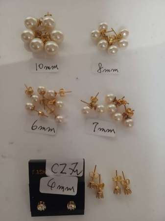 一手15對日本人做養珠/CZ人造鑽石耳環如圖片顯示，清貨價15對共售150元，多量價錢可再商議。no.D15.5.24