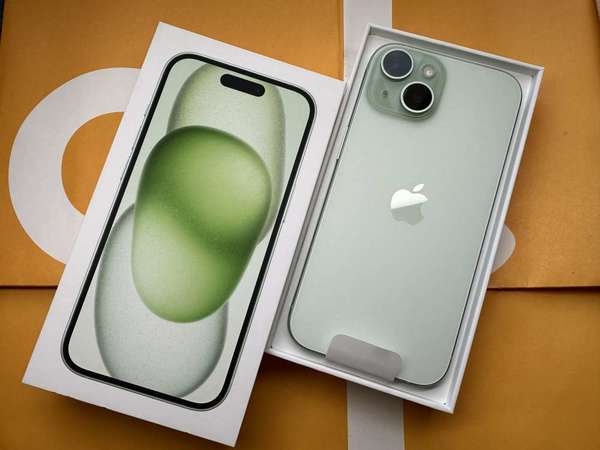 *100%全新 Apple iPhone 15 *128GB 香港行貨 綠色 購自CSL *行保養至12/5/2025 *100% new ! 只開盒試機。