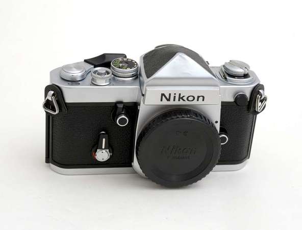 Nikon F2 尖頂 DE-1 （機身95新，但尖頂有凹）