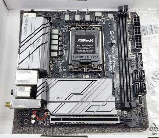 ASRock Z790M-ITX WiFi (DDR5) intel Z790 ITX底板
