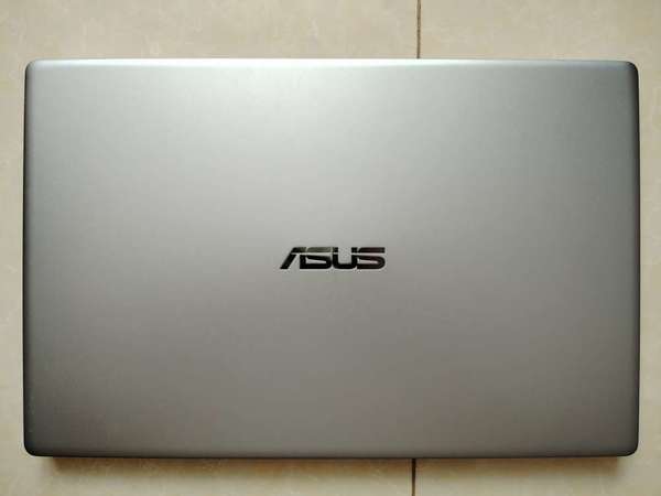 Asus A403F/14.1”LED/ i5-10210U 2.11GHz/ 8GB DDR4 2400 /256GB M.2 SSD /95% New NB