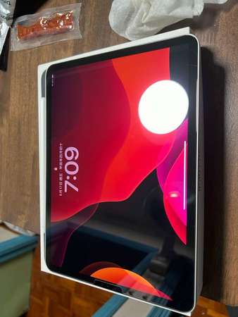 2020 11 吋 iPad Pro 256gb 銀色 95新