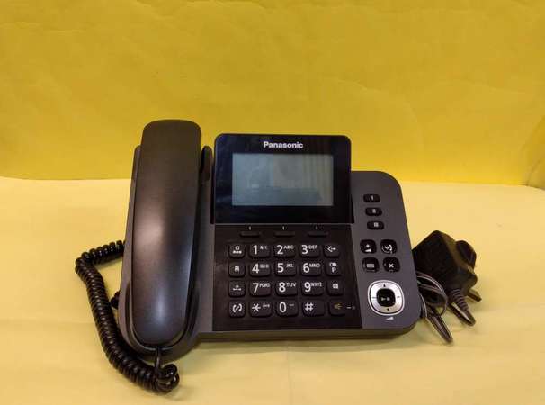 Panasonic樂聲牌電話KX-TGF320HKM (母機)
